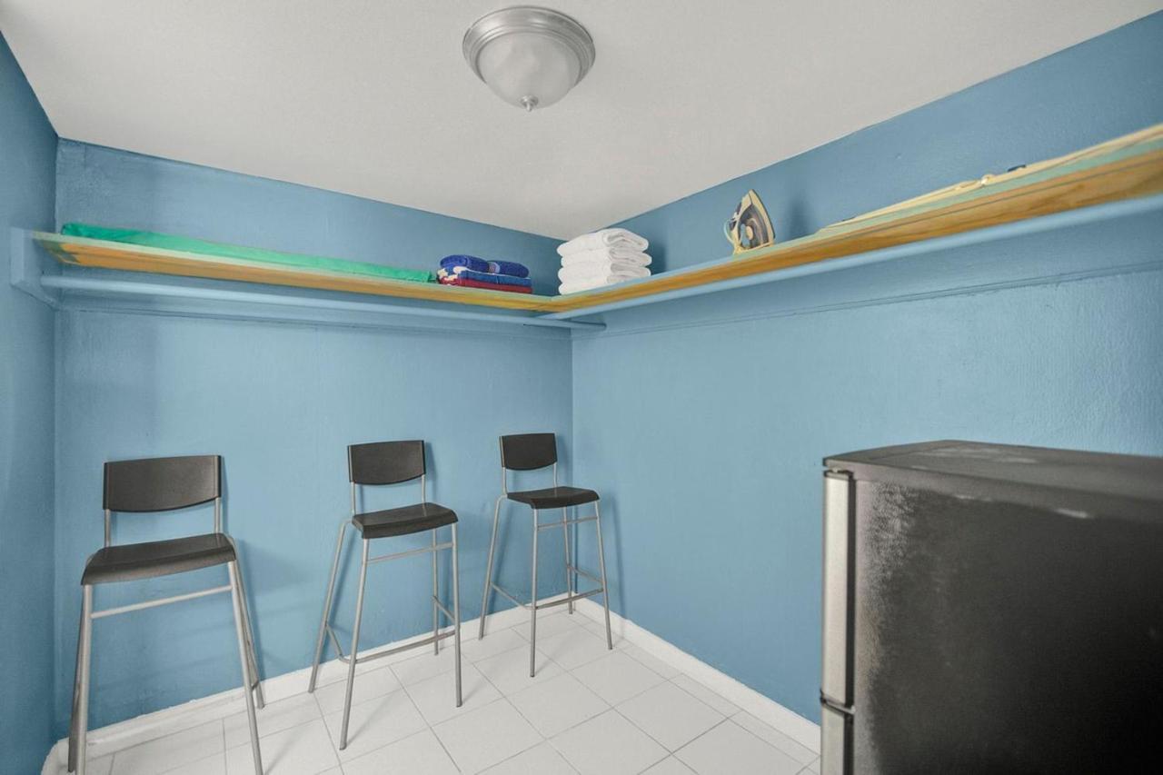 Private Hallandale Beach Studio Wbath Walking Distance To The Beach Pool Free Parking Exteriér fotografie