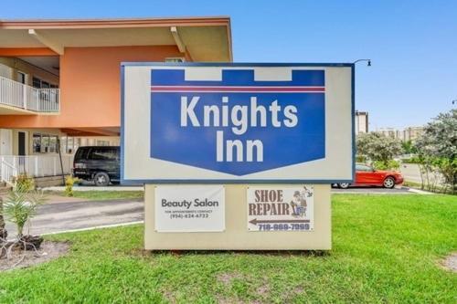 Private Hallandale Beach Studio Wbath Walking Distance To The Beach Pool Free Parking Exteriér fotografie